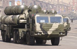 S-400_SAM_during_the_Victory_parade_2010