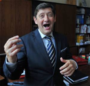 patrick-kanner-chant