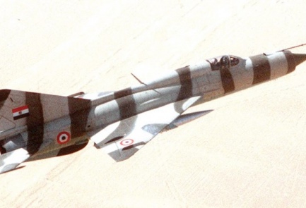 144196104839718017a_b