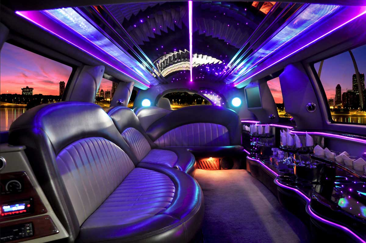 2-transfert-limousine-montreal (1)