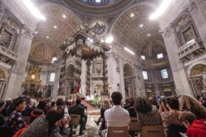 vatican-mille-detenus-participent-une-messe-du-pape-francois_2
